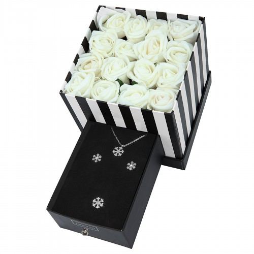 Forentina Beyaz Güllü Kutu Beyaz  Kar Tanesi Kolye Küpe Yüzük Hediye Set PS1549
